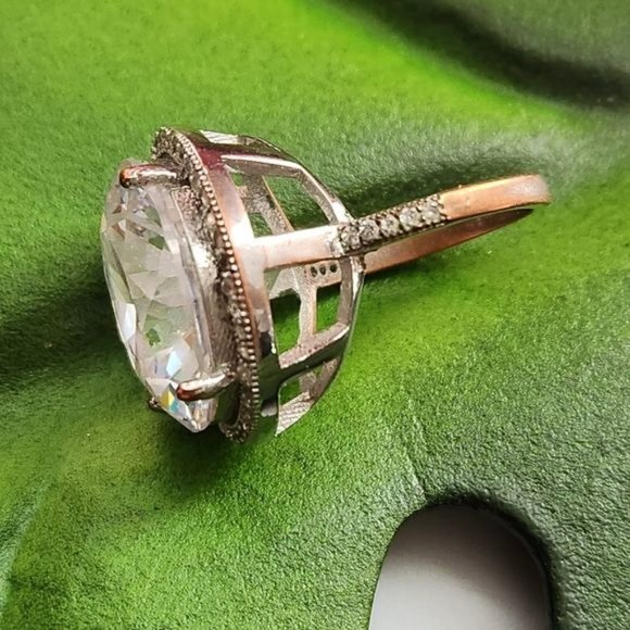 Crystal Ring size 7.5 - Picture 5 of 9